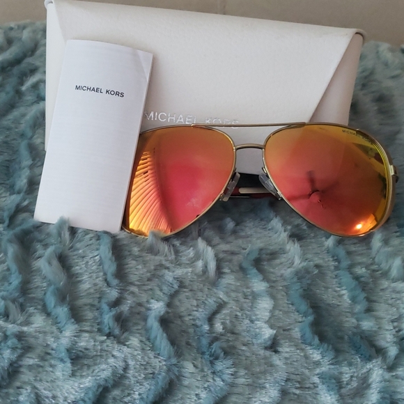 Michael Kors Sunglasses - Picture 5 of 6